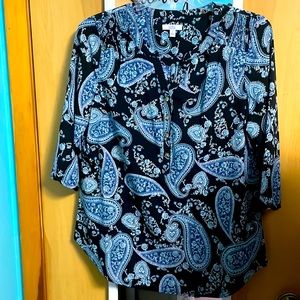 Multi color varying shades of blue paisley print blouse. New with out tags